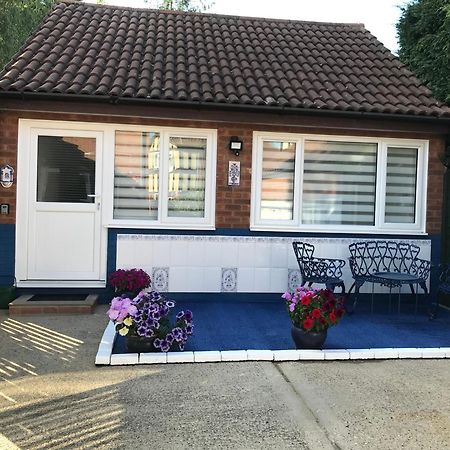 Dolly Cottage Colchester Mile End Exterior foto